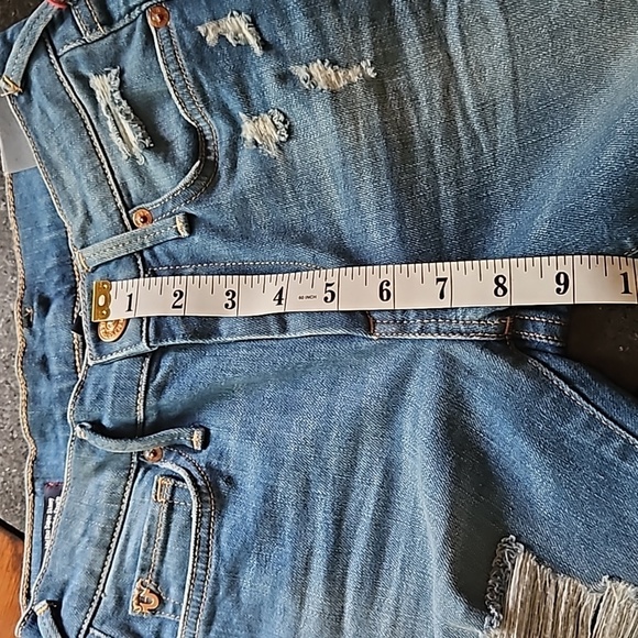 True Religion Halle Stretch Distressed Skinny Jeans Size 25 - Picture 15 of 16